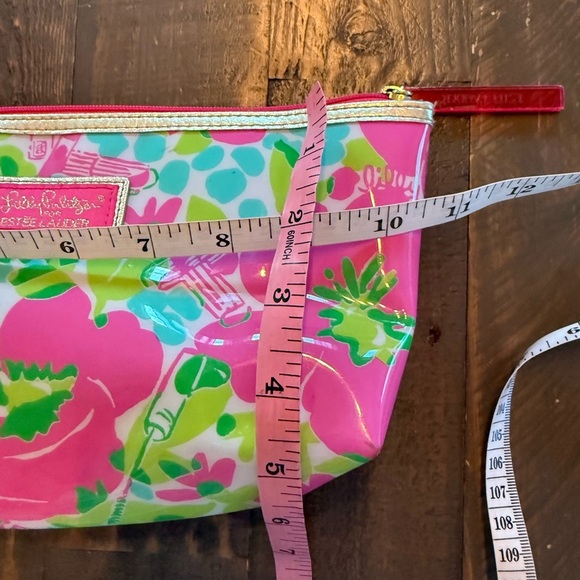 Lilly Pulitzer Vibrant Pink and Green Cosmetic Bag - Picture 5 of 5
